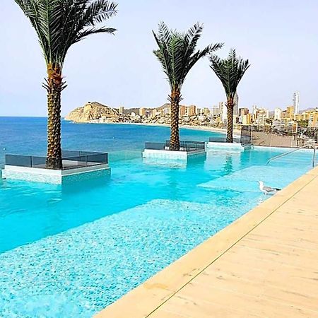 Apartamento De Lujo En Primera Linea De Playa Benidorm Dış mekan fotoğraf