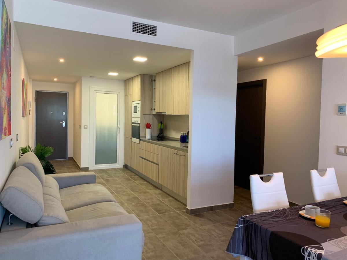 Apartamento De Lujo En Primera Linea De Playa Benidorm Dış mekan fotoğraf
