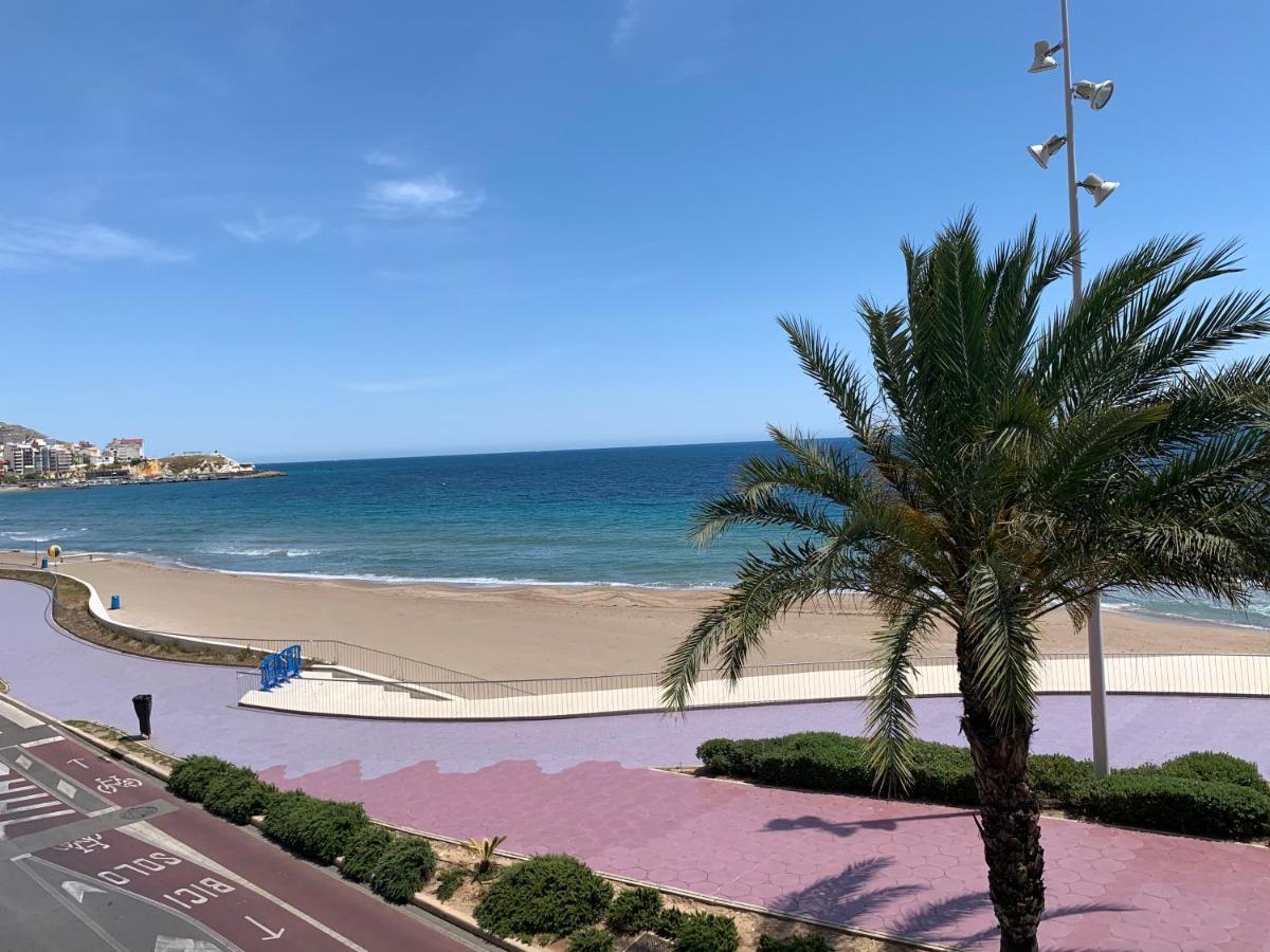 Apartamento De Lujo En Primera Linea De Playa Benidorm Dış mekan fotoğraf