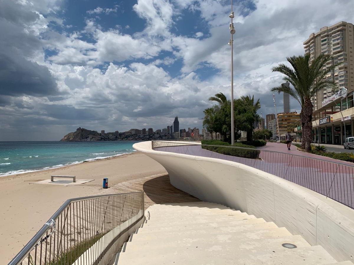 Apartamento De Lujo En Primera Linea De Playa Benidorm Dış mekan fotoğraf