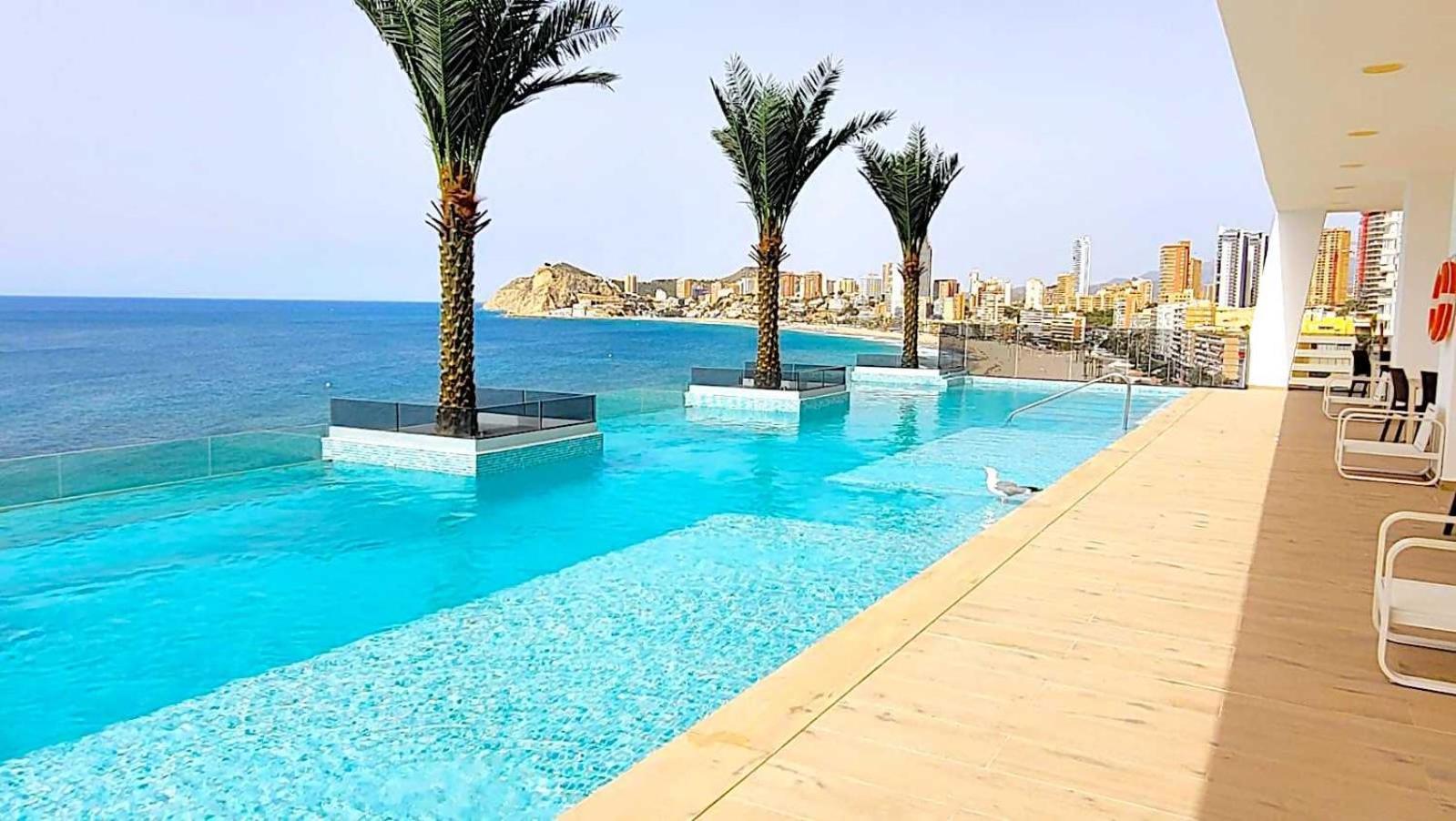 Apartamento De Lujo En Primera Linea De Playa Benidorm Dış mekan fotoğraf